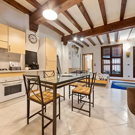 Apartment Loft Baracca *